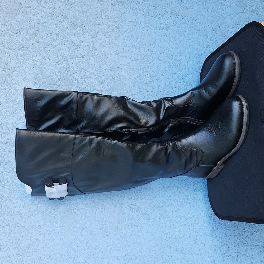 Journee Collection Wide-Calf Double-Buckle Knee-High Riding Boots NEW 👢